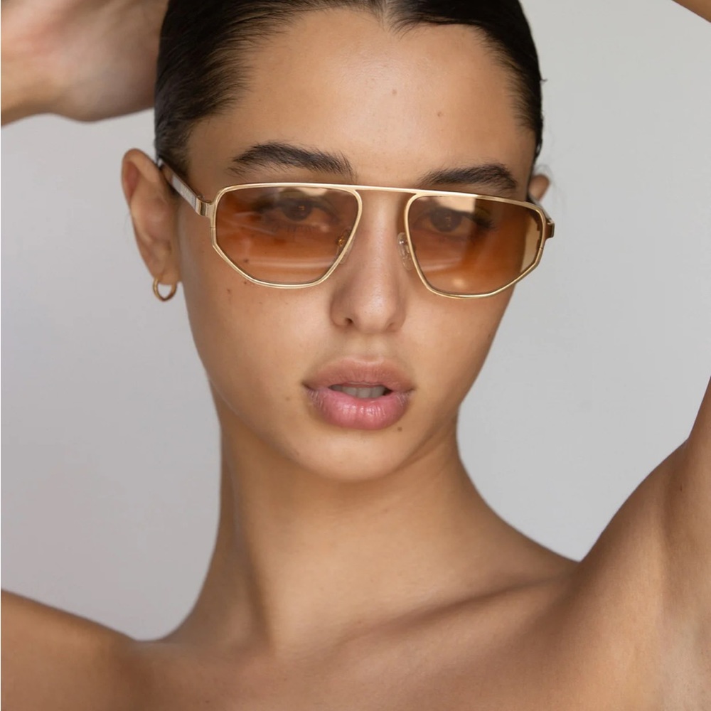 Lu Goldie Victoire Sunglasses in cola